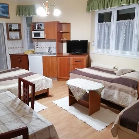 Molnar Apartment ชาร์วาร์ ภายนอก รูปภาพ